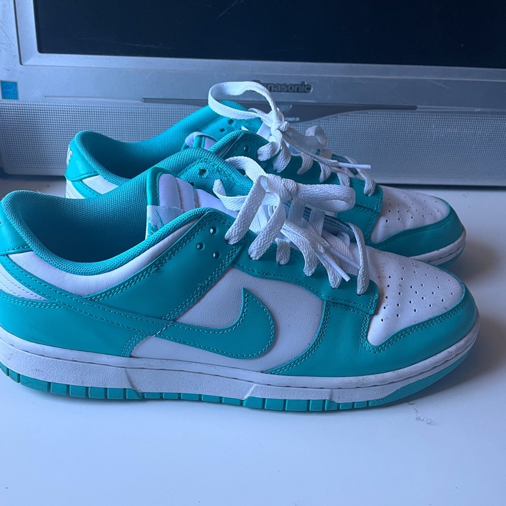 Nike Dunks ‘Clear Jade’